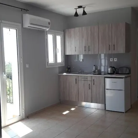 Rodanthy Iii Apartman Kateliósz